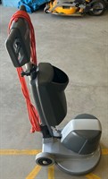 Nilfisk FM400L Singelskurmaskin